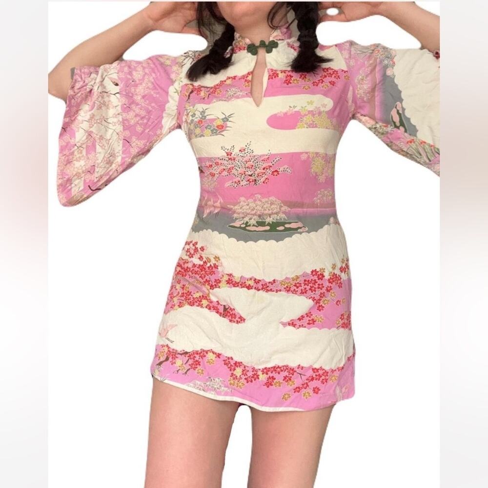 Vintage Pink and Cream Floral Mini Dress